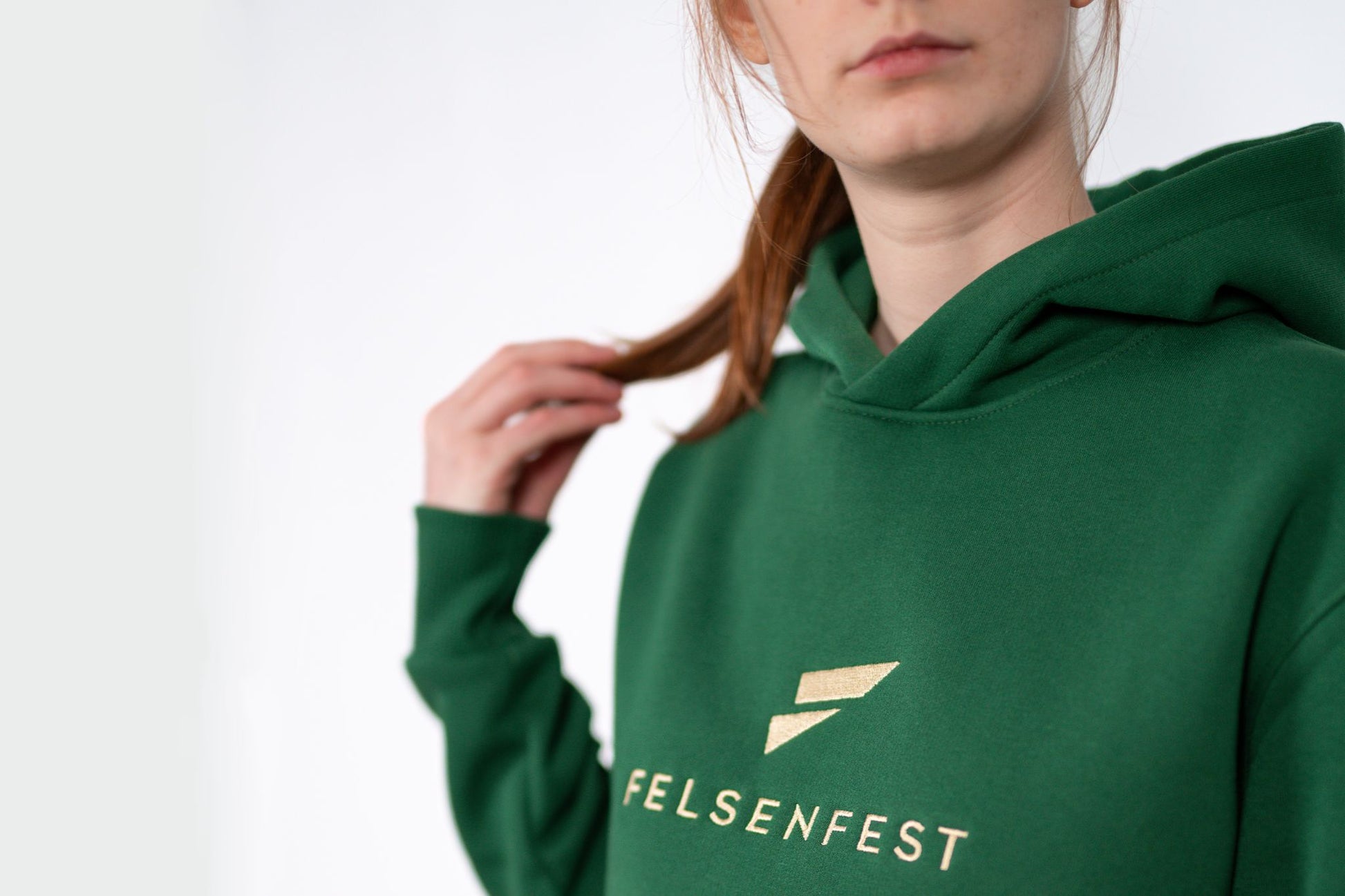 25€